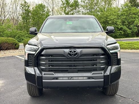 New 2026 Toyota Tundra SR5 w/ SR5 Convenience Package AWD/4WD image 8