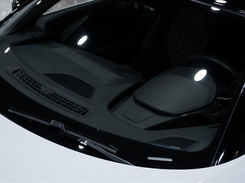 Used 2018 Audi R8 V10 plus AWD/4WD image 17