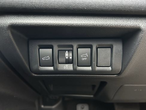 Certified 2025 Subaru Outback Premium image 19