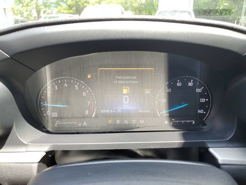 Used 2020 Ford Explorer XLT AWD/4WD image 26