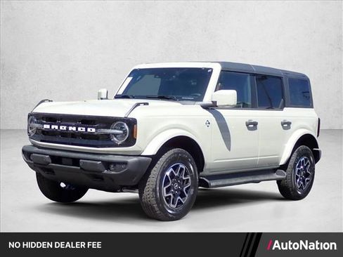 New 2026 Ford Bronco Outer Banks AWD/4WD image 1