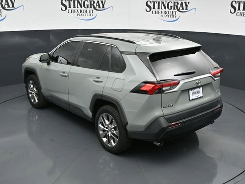 Used 2021 Toyota RAV4 XLE Premium image 13