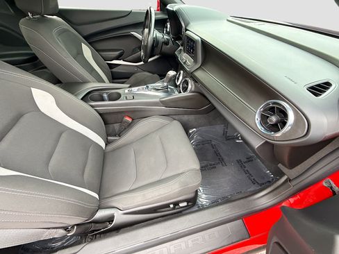Used 2022 Chevrolet Camaro LT image 13