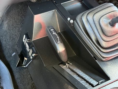 Used 2003 Jeep Wrangler X image 23