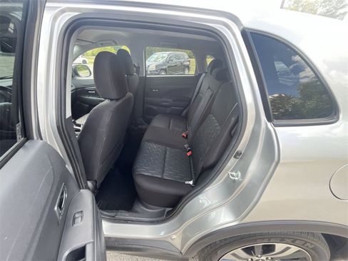 Used 2025 Mitsubishi Outlander Sport ES image 21