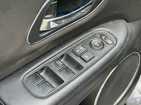 Used 2018 Honda HR-V EX image 17