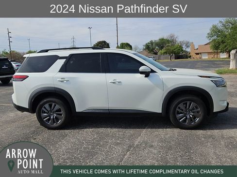 Used 2024 Nissan Pathfinder SV FWD image 13
