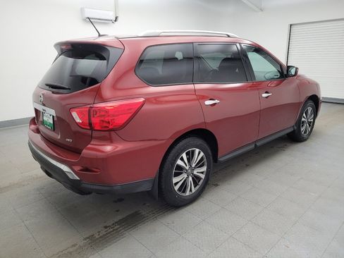 Used 2017 Nissan Pathfinder S image 10