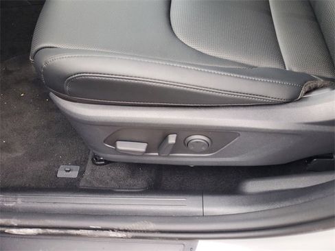 New 2026 Kia Sportage EX image 9