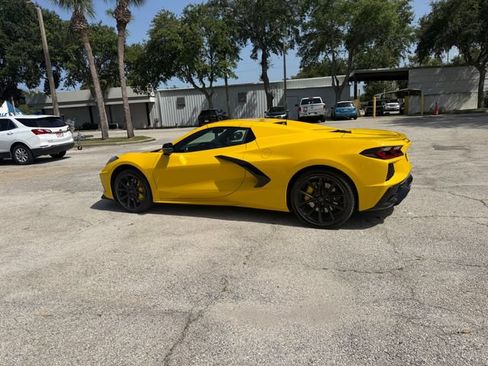 New 2027 Chevrolet Corvette Stingray Convertible w/ Z51 Performance Package RWD image 6