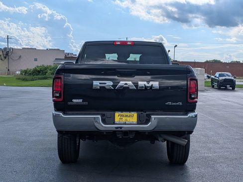 Used 2026 RAM 2500 Big Horn AWD/4WD image 6
