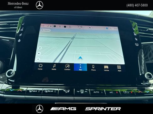 Used 2022 Jeep Wagoneer Series III AWD/4WD image 27