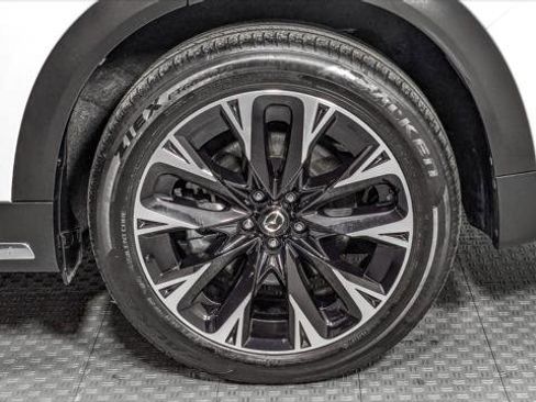Used 2024 MAZDA CX-90 Plug-In Hybrid w/ Premium Pkg image 39