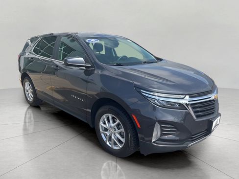 Certified 2022 Chevrolet Equinox LT AWD/4WD image 1