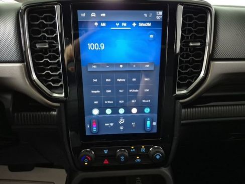 Used 2025 Ford Ranger XLT RWD image 13