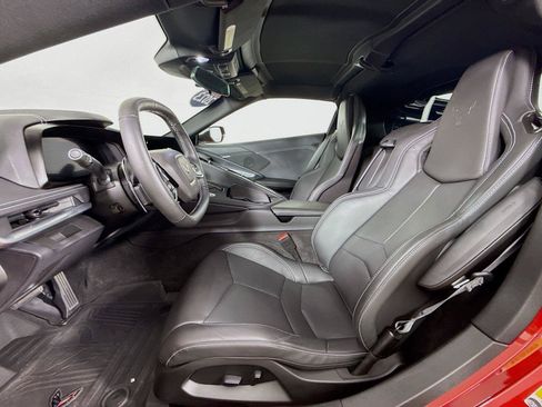 Used 2023 Chevrolet Corvette Stingray Coupe w/ 1LT RWD image 19