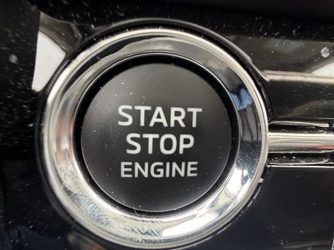 Used 2024 Mitsubishi Outlander SE image 22