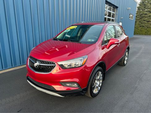 Used 2018 Buick Encore Sport Touring image 2