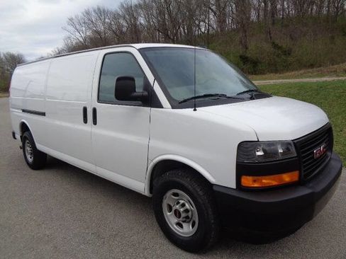 Used 2023 GMC Savana 2500 Extended w/ Driver Convenience Package image 11