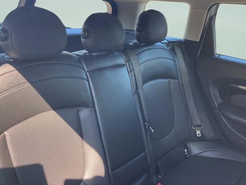 Used 2019 MINI Cooper Clubman S AWD/4WD image 19