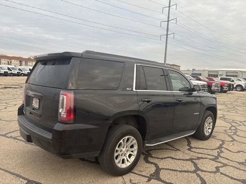 Used 2017 GMC Yukon SLT image 4