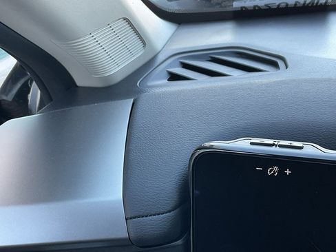 New 2026 Nissan Kicks S image 26