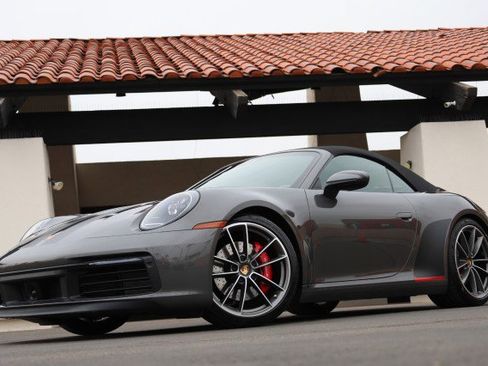 Used 2020 Porsche 911 Carrera S image 75