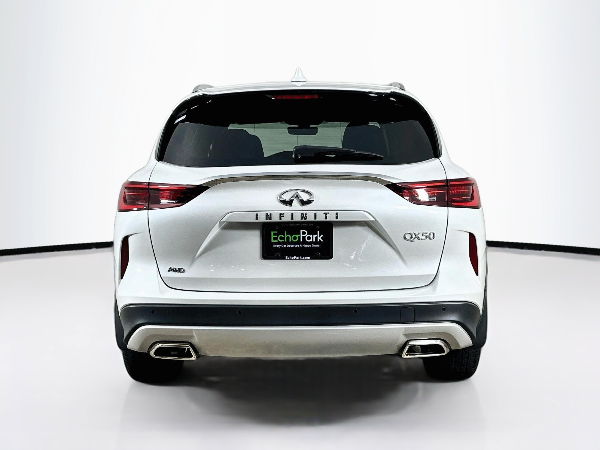 Used 2023 INFINITI QX50 Luxe AWD/4WD image 7