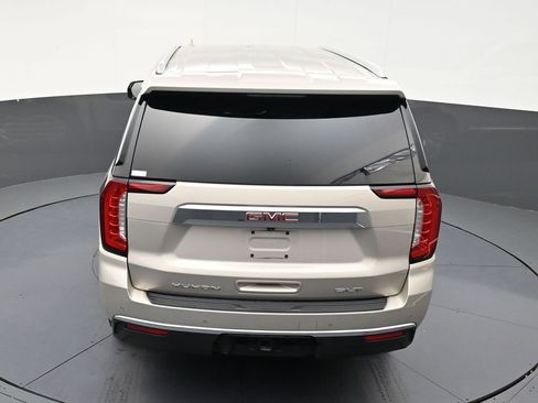 Used 2023 GMC Yukon XL SLT w/ SLT Luxury Package RWD image 14