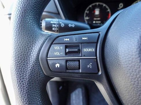 Used 2024 Honda CR-V EX image 13