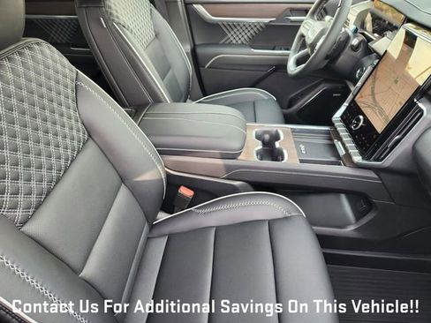 New 2026 GMC Acadia Denali w/ Super Cruise Package FWD image 10