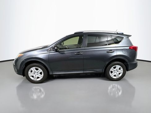 Used 2013 Toyota RAV4 LE FWD image 9