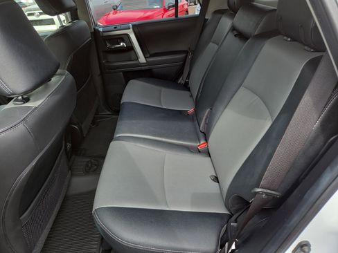 Certified 2024 Toyota 4Runner SR5 Premium image 18