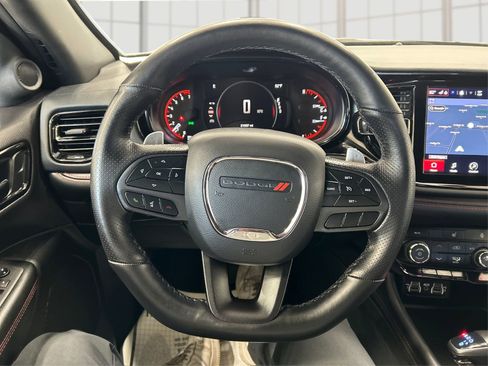Used 2025 Dodge Durango GT AWD/4WD image 16