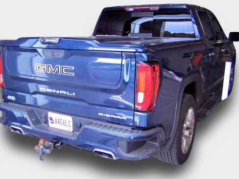 Used 2021 GMC Sierra 1500 Denali AWD/4WD image 7