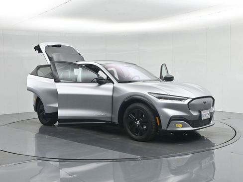 Certified 2021 Ford Mustang Mach-E California Route 1 image 38