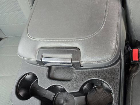 Used 2016 RAM 3500 Tradesman w/ Chrome Appearance Group image 16