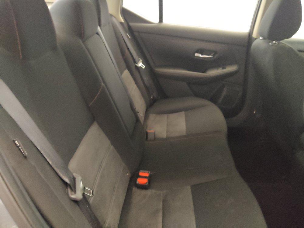 Used 2024 Nissan Sentra SR FWD image 19