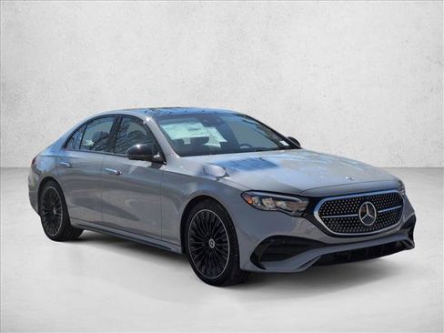 New 2026 Mercedes-Benz E 350 4MATIC Sedan image 5