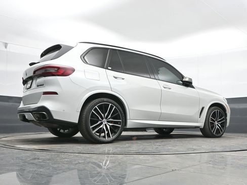 Used 2023 BMW X5 M50i w/ Executive Package image 46