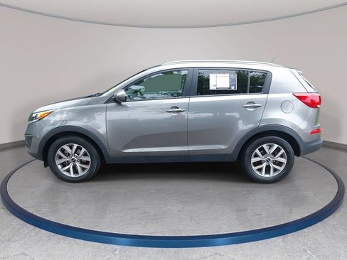 Used 2016 Kia Sportage LX w/ LX Popular Package FWD image 8