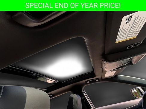 Used 2023 Cadillac XT4 Premium Luxury image 26