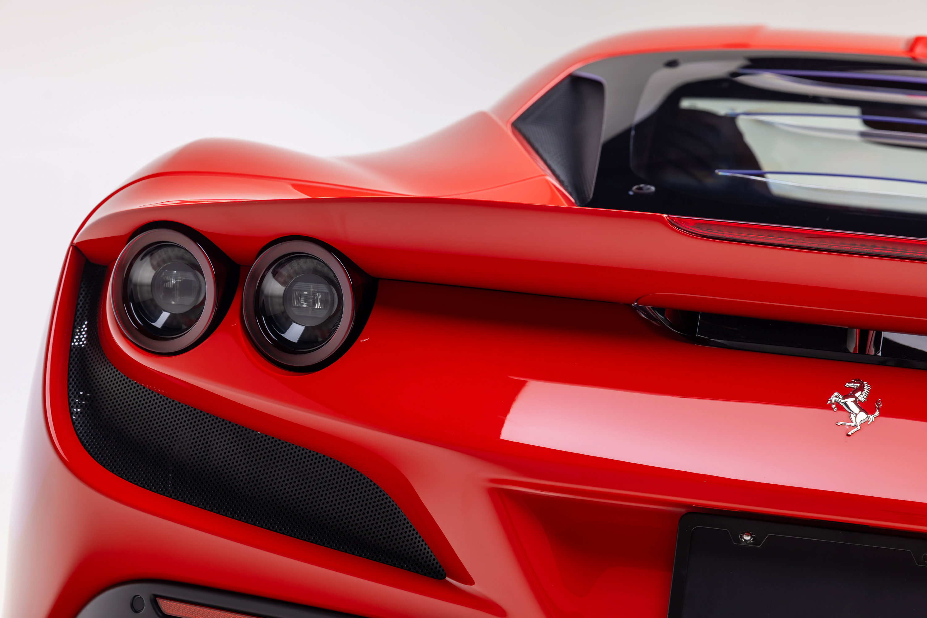 Certified 2020 Ferrari F8 Tributo RWD image 20