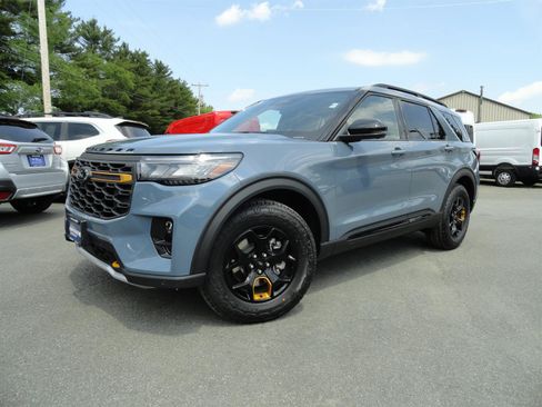 New 2026 Ford Explorer Tremor w/ Tremor Convenience Package AWD/4WD image 1