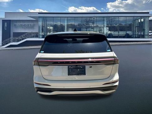 New 2026 Lincoln Nautilus Reserve AWD/4WD image 7