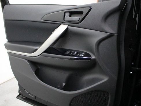 New 2026 Mitsubishi Eclipse Cross LE image 15