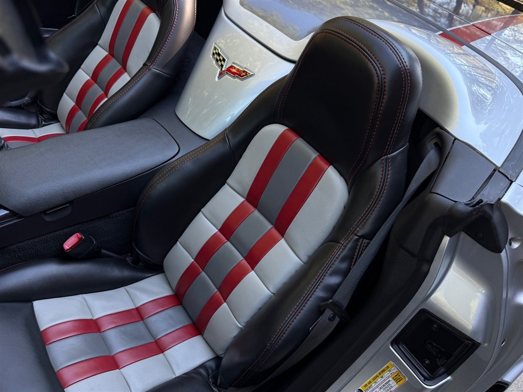 Used 2011 Chevrolet Corvette Grand Sport w/ Preferred Equipment Group RWD image 54