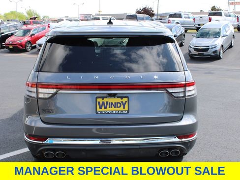 Used 2022 Lincoln Aviator AWD w/ Premium Package image 7
