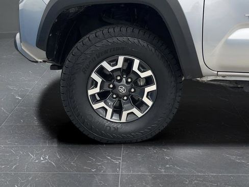 Used 2023 Toyota Tacoma TRD Off-Road image 35