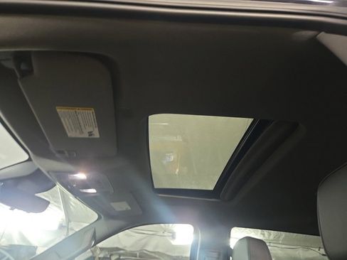 Used 2023 GMC Sierra 1500 Denali w/ Denali Reserve Package image 9